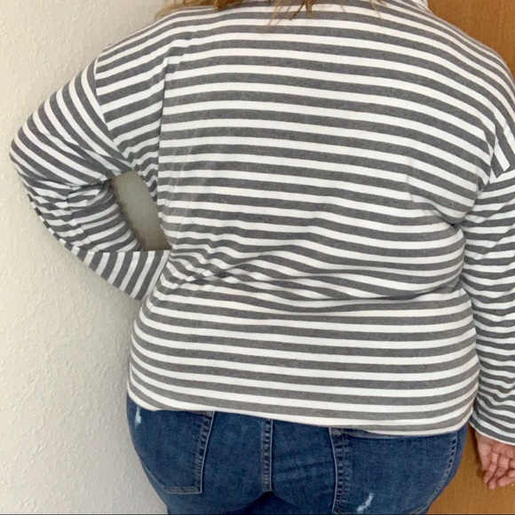 Liz Claiborne Striped Cowl Neck Sweater Size 1X - Picture 5 of 6
